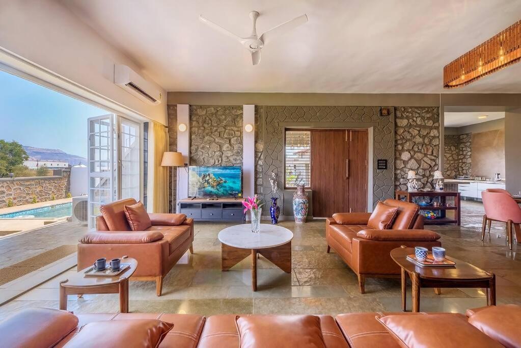 Stone Mansion By Phoenix Stays Igatpuri Bagian luar foto
