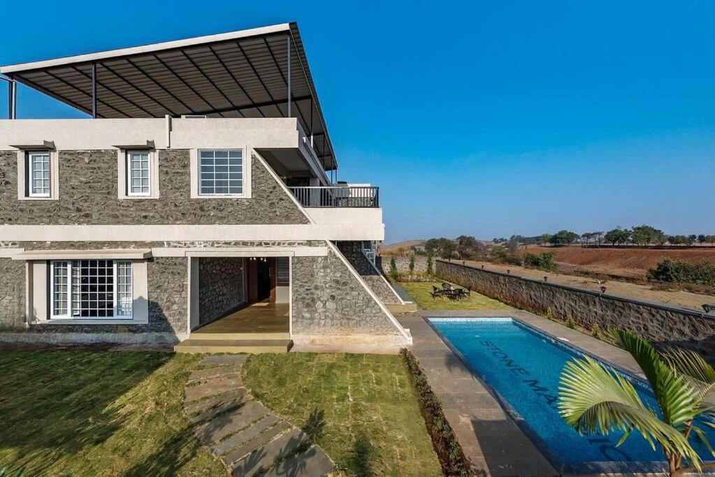 Stone Mansion By Phoenix Stays Igatpuri Bagian luar foto