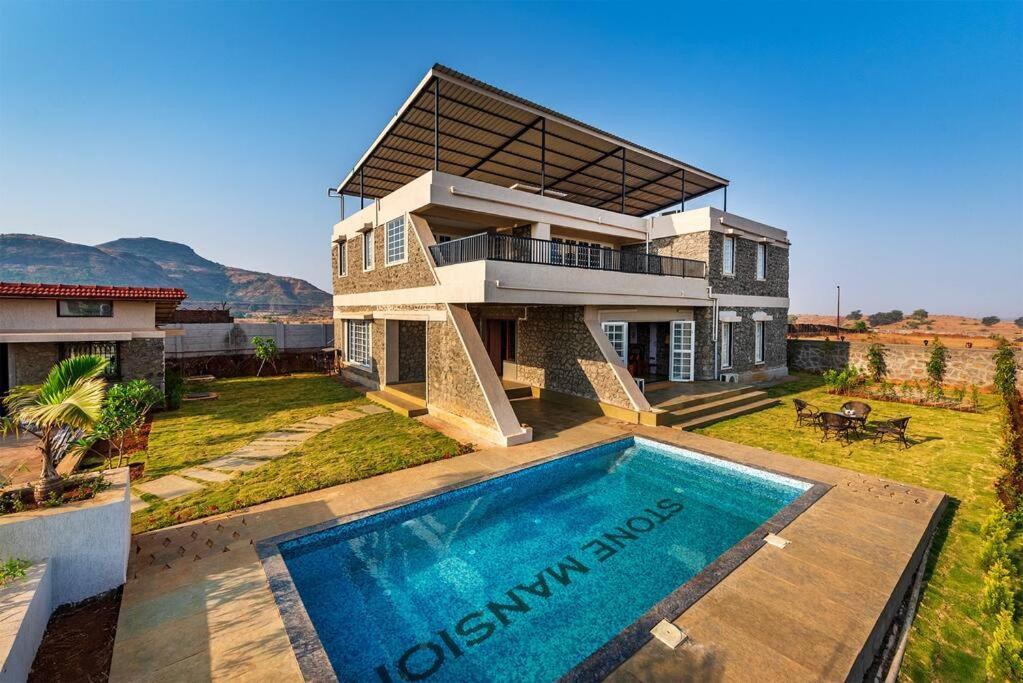 Stone Mansion By Phoenix Stays Igatpuri Bagian luar foto
