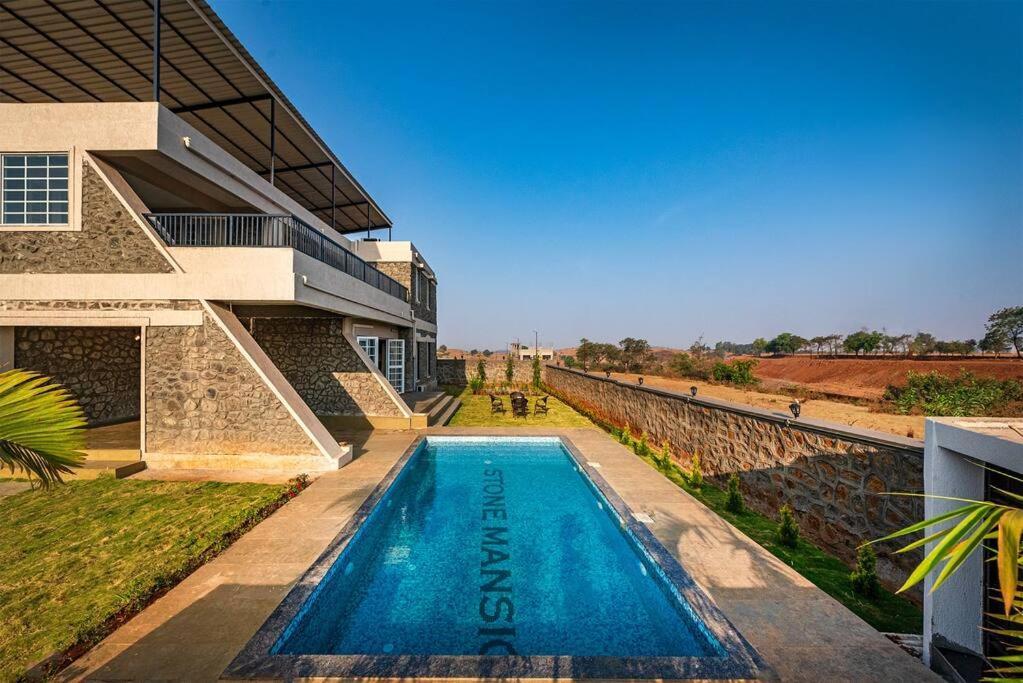 Stone Mansion By Phoenix Stays Igatpuri Bagian luar foto
