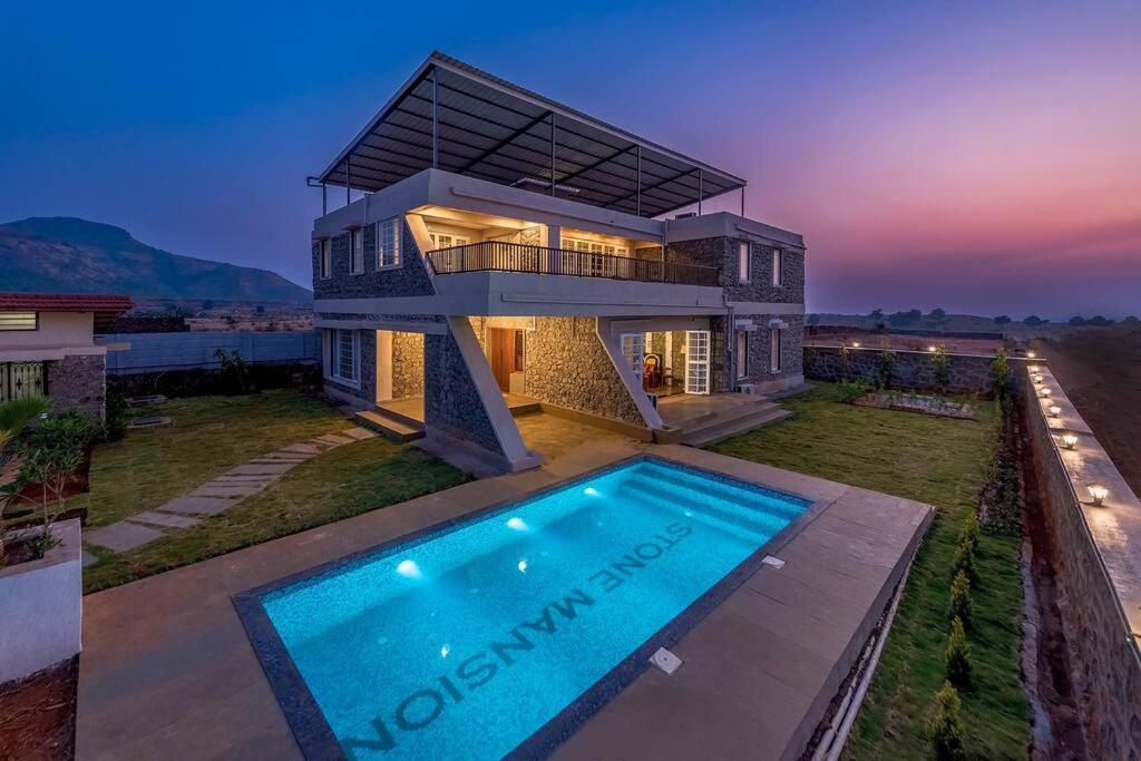 Stone Mansion By Phoenix Stays Igatpuri Bagian luar foto